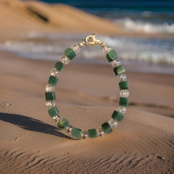 SALE******Jade & Swarovski Crystal beaded Bracelet~ 7 in. - Picture 1 of 3
